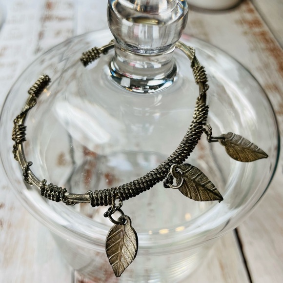Silver Leaf Bracelet - Picture 3 of 7